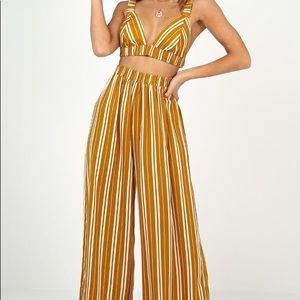 Wide leg pants and top set